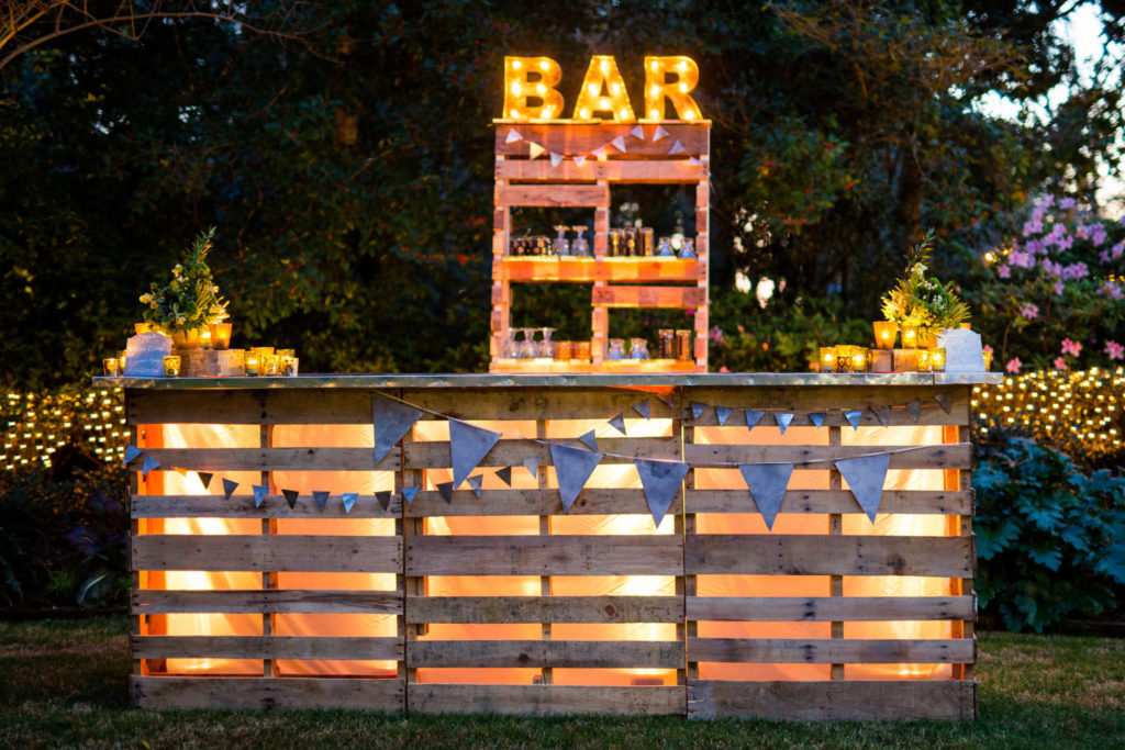 Pallet A-Frame Back Bar - Loluma